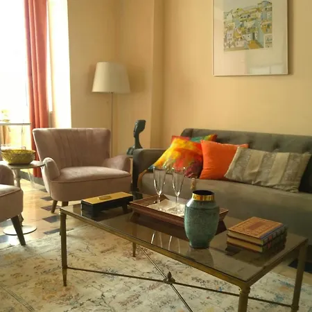 Quad 1 Apartment